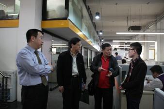 大學(xué)生電子商務(wù)就業(yè)懇談會(huì) 洞察行業(yè)趨勢(shì)，規(guī)劃職業(yè)未來